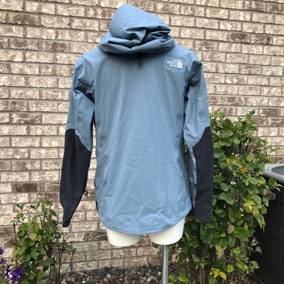 Women's North Face Summit Series Gore-Tex Jacket - Picture 12 of 16